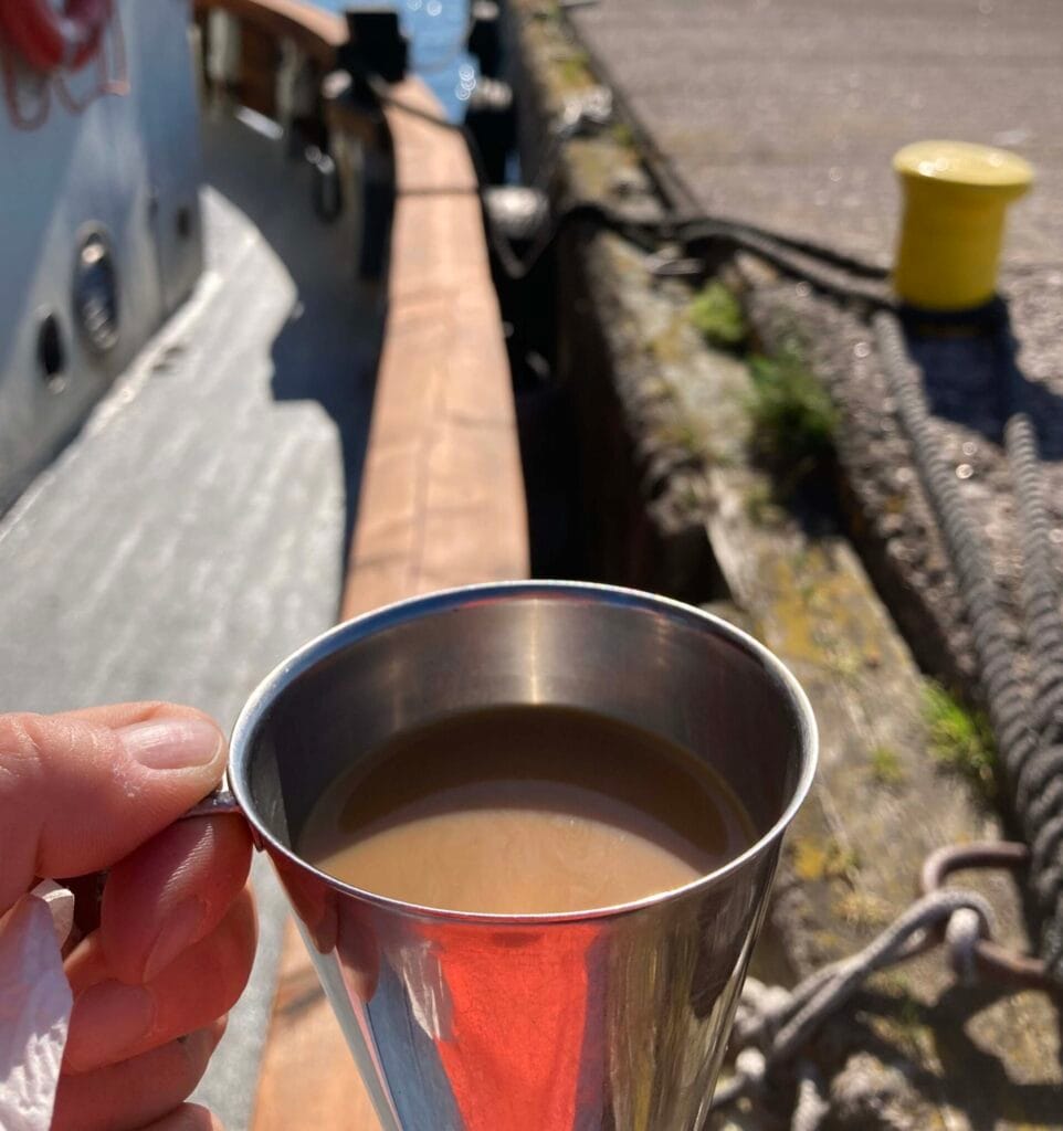 Kiinnostaako Aikuispartio? - Lue lisää